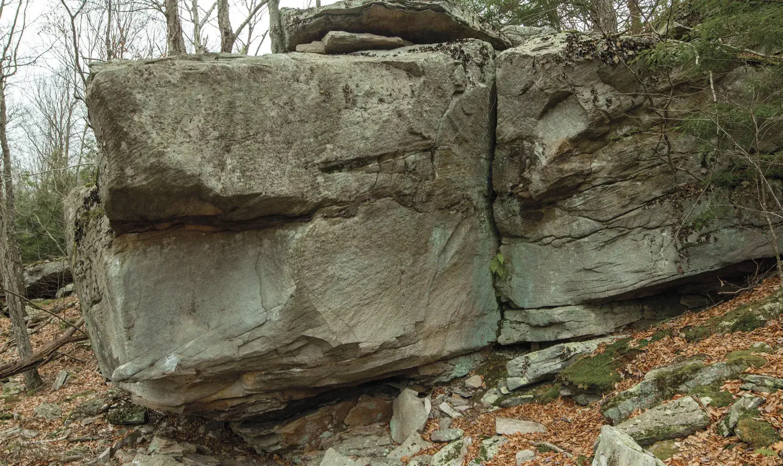 Problems on Dreamer Boulder, right side