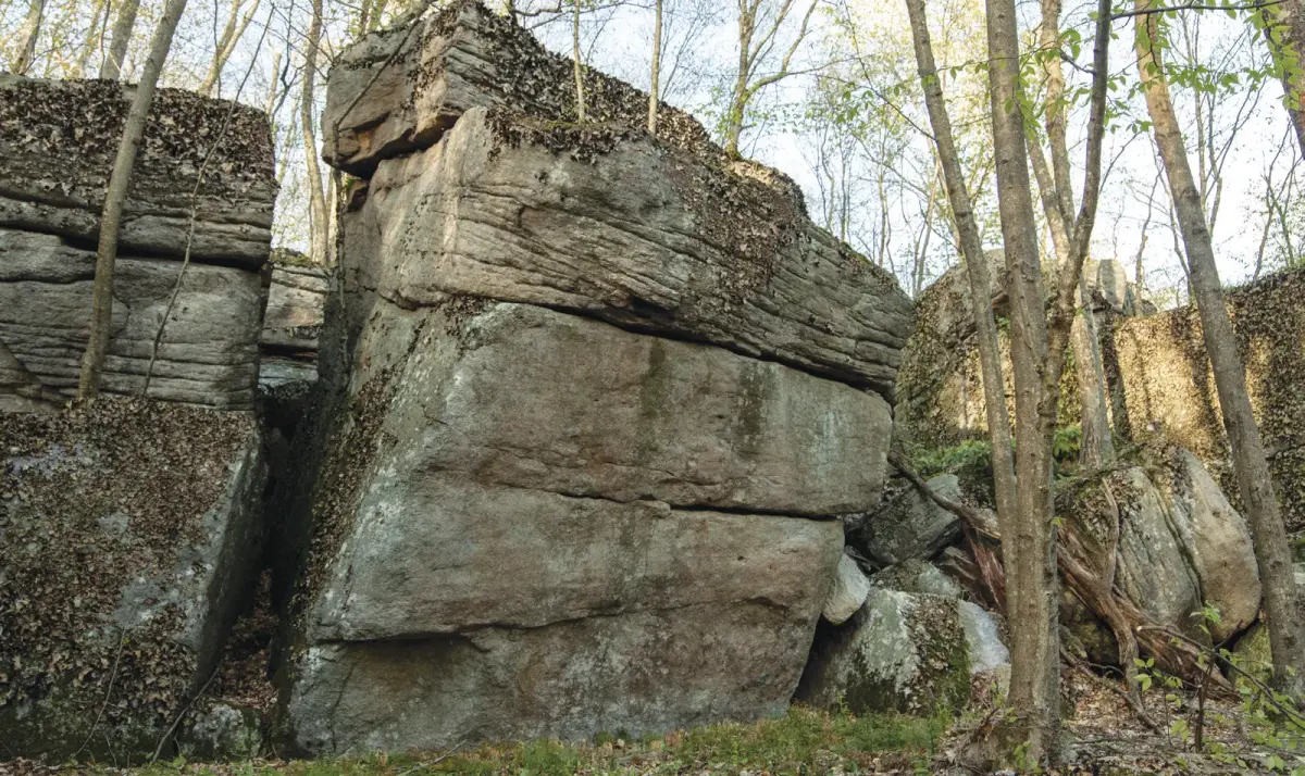 Hacksaw on the Flair Boulder boulder