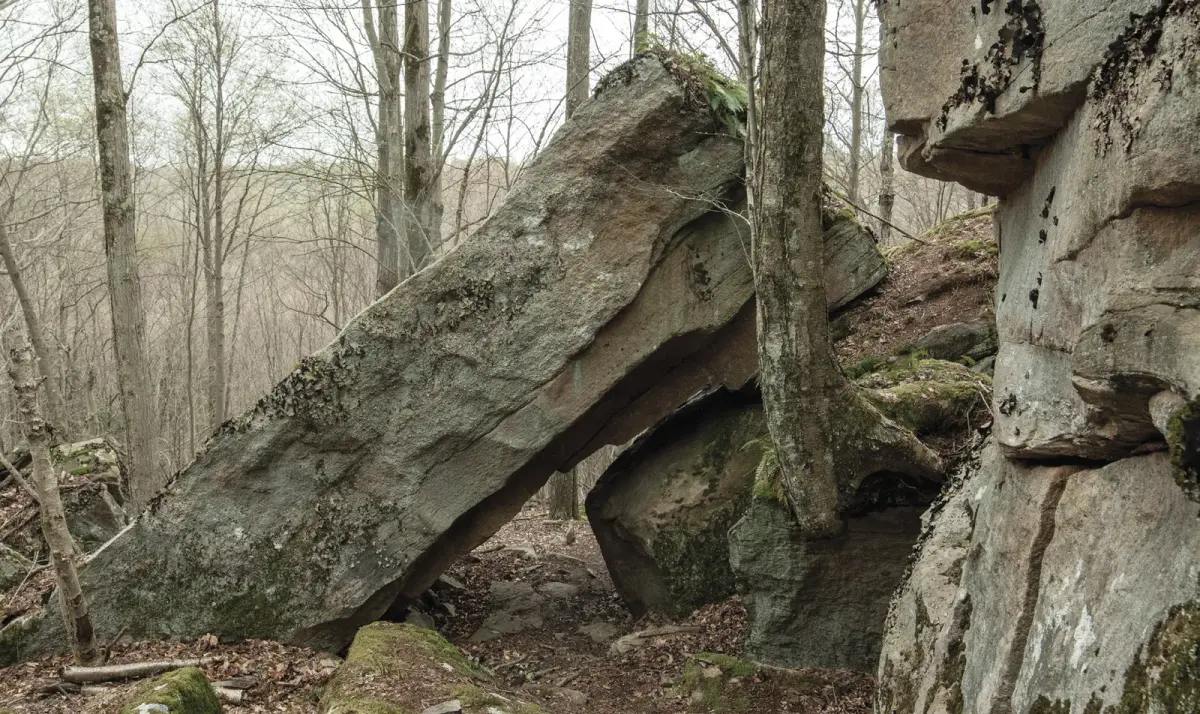 Arete on the Trailside boulder